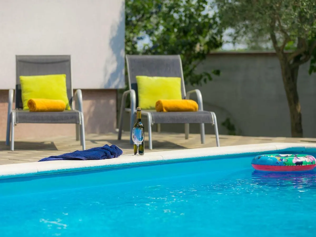 Holiday Home Amber By Interhome Orbanici