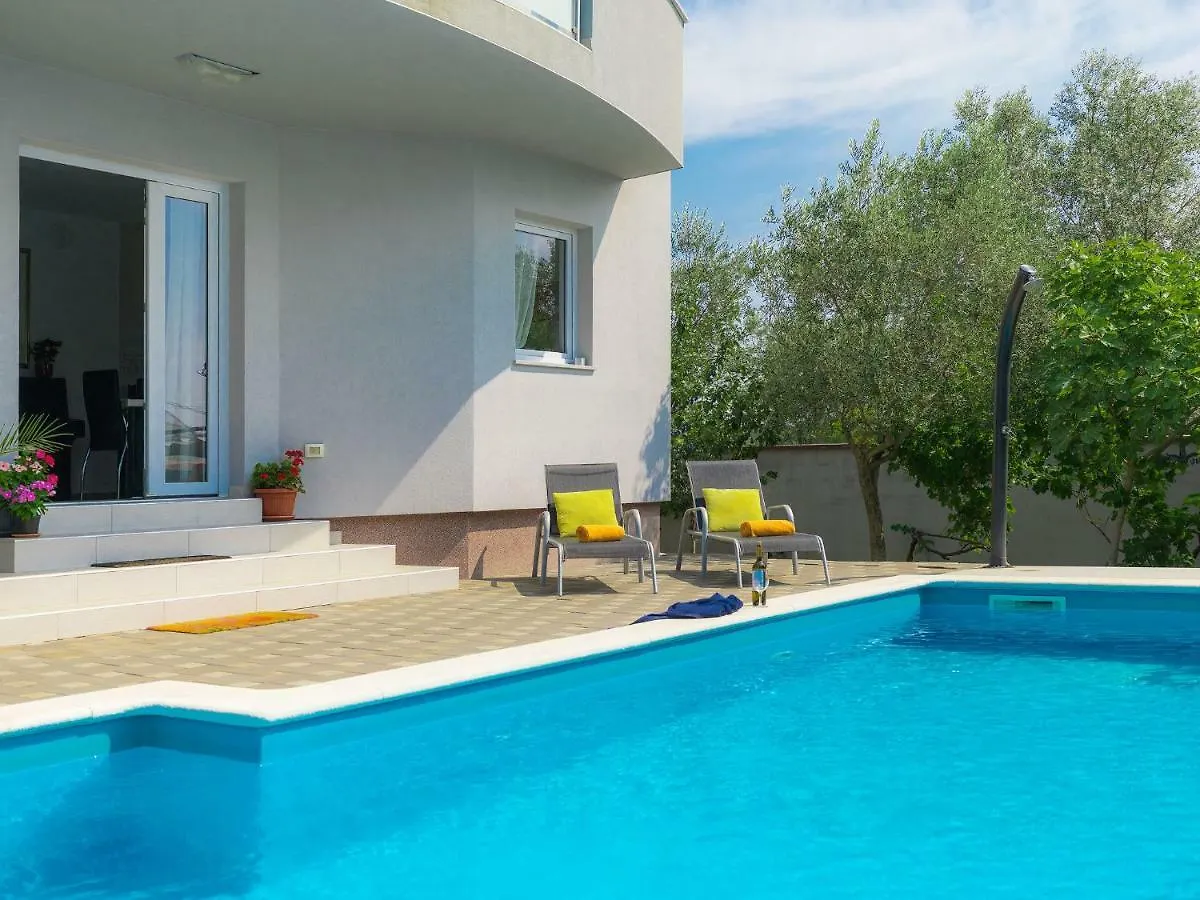 Holiday Home Amber By Interhome Orbanici